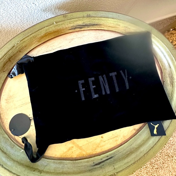 FENTY Black Velvet Drawstring Bag NWT - Picture 1 of 4